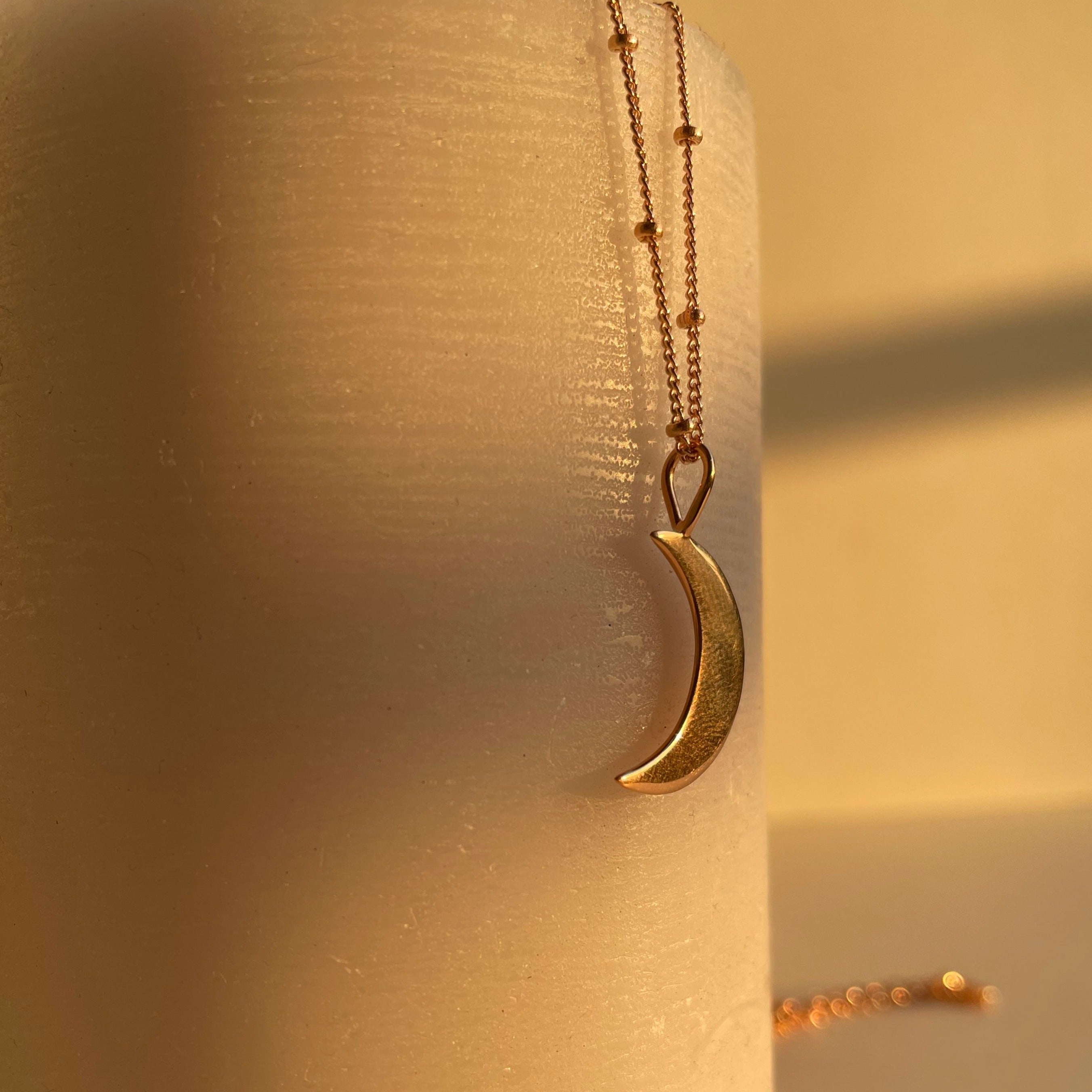 Gold Crescent Moon Necklace - Octonov