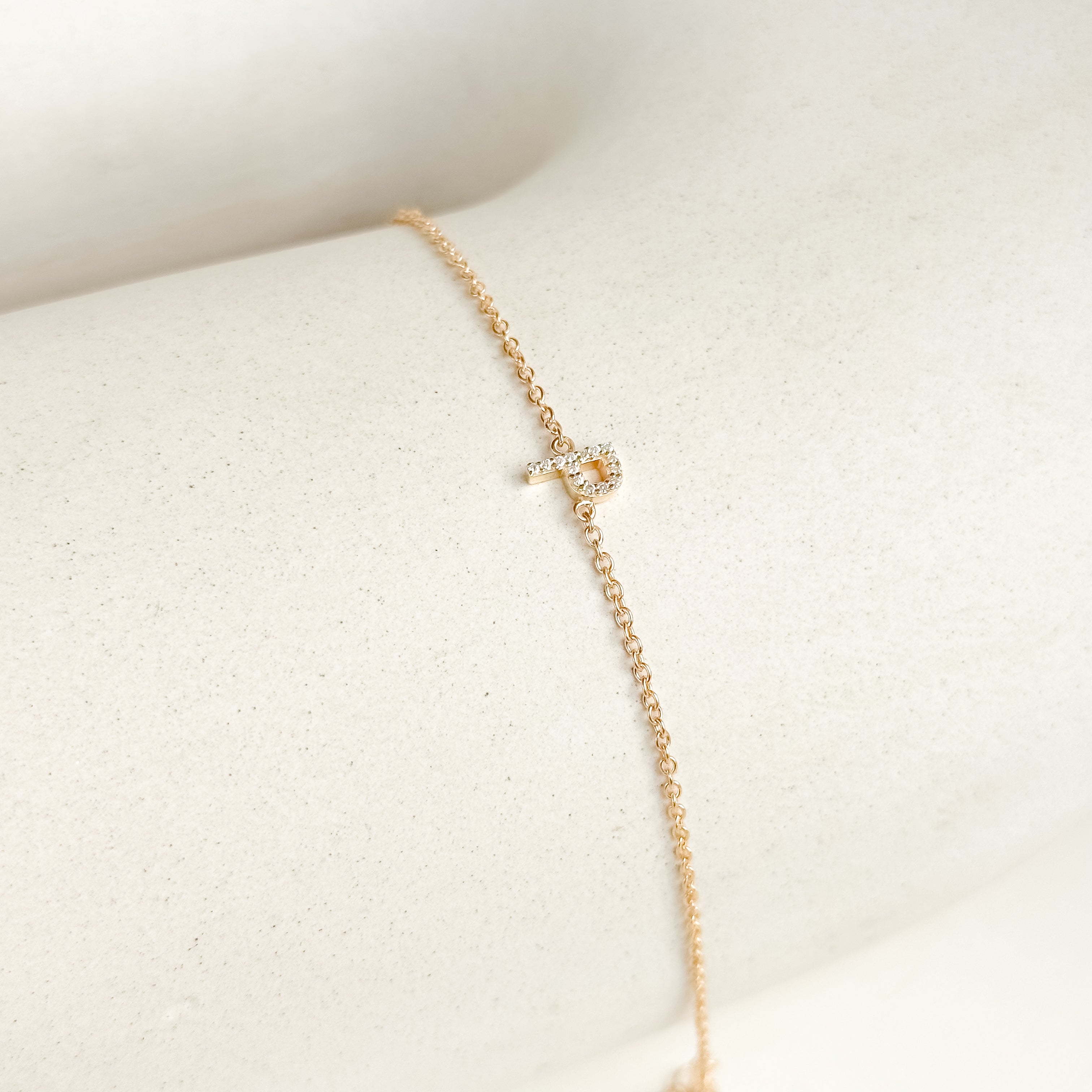 Initial Letter Bracelet - Octonov