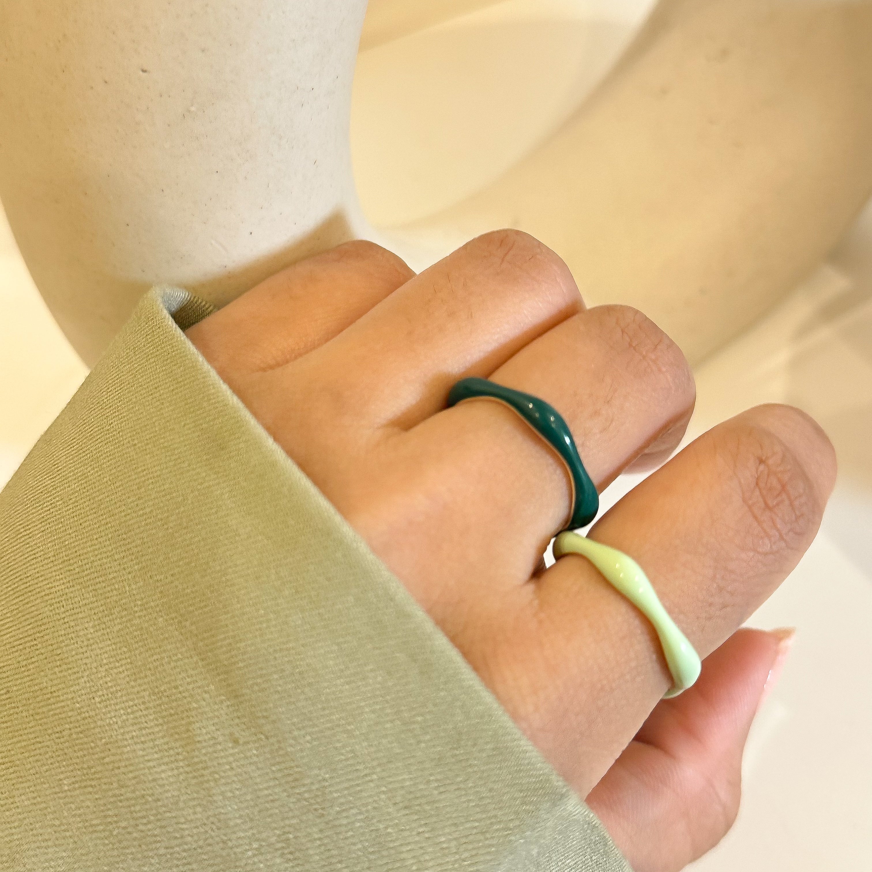 Sorbet Swirls Enamel Rings Duo - Octonov