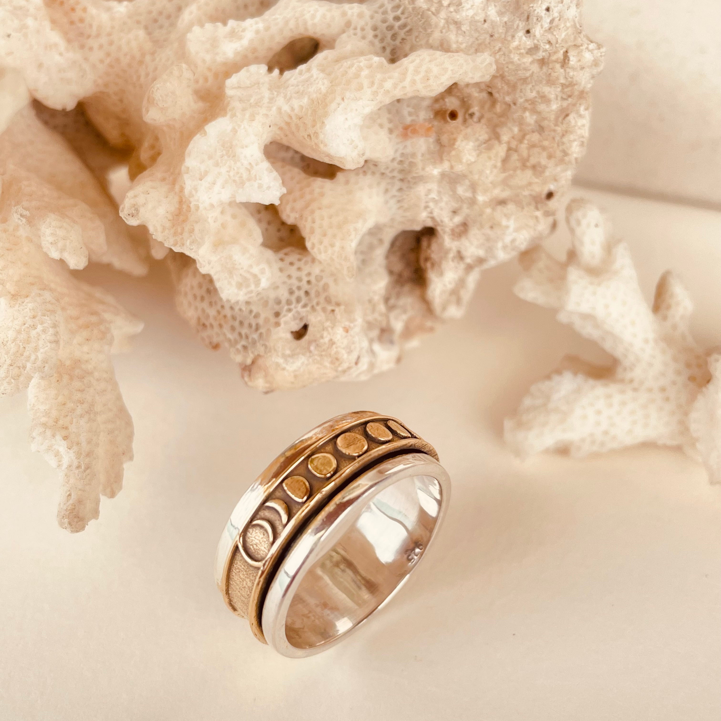Moon Phase Fidget Spinner Ring - Octonov