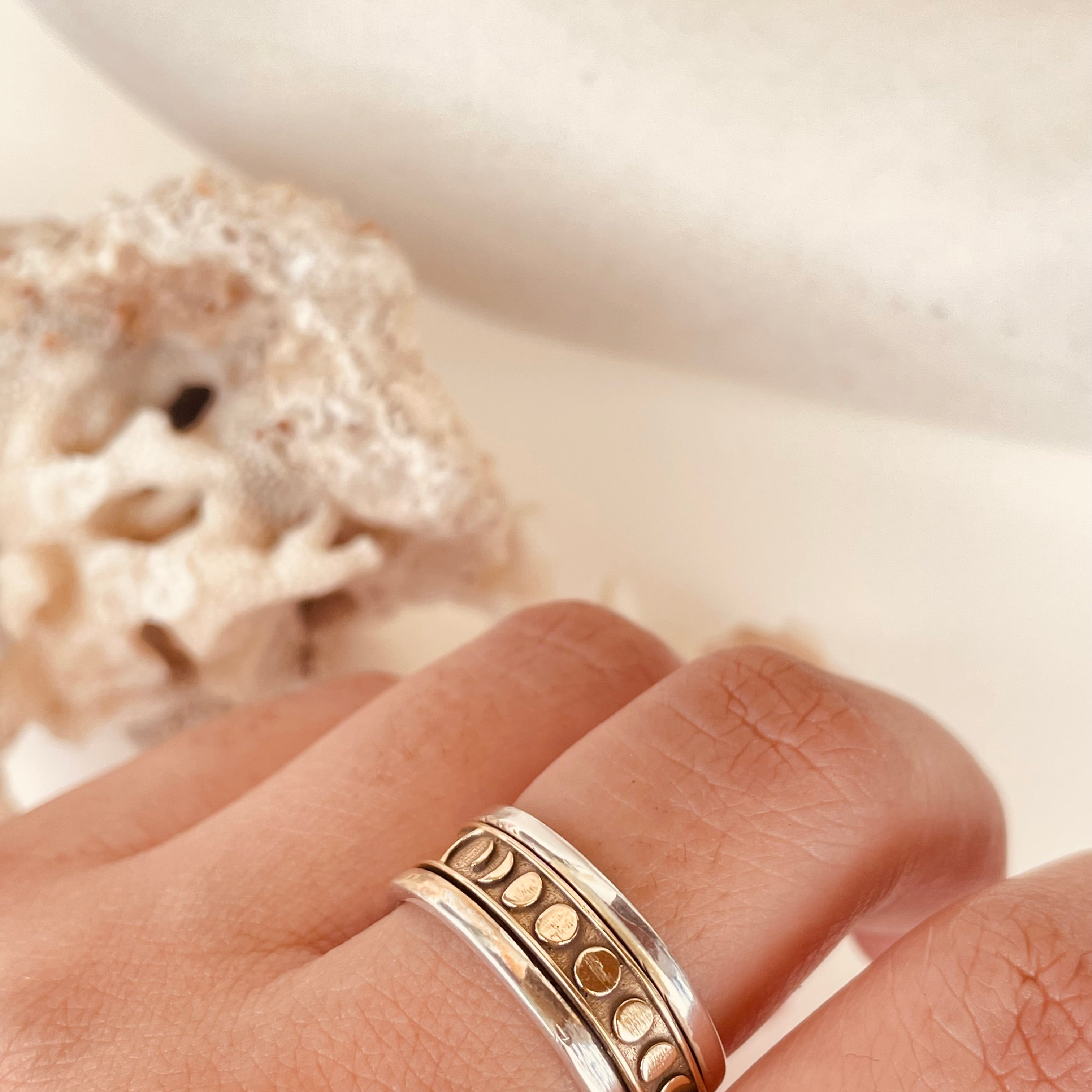 Moon Phase Fidget Spinner Ring - Octonov