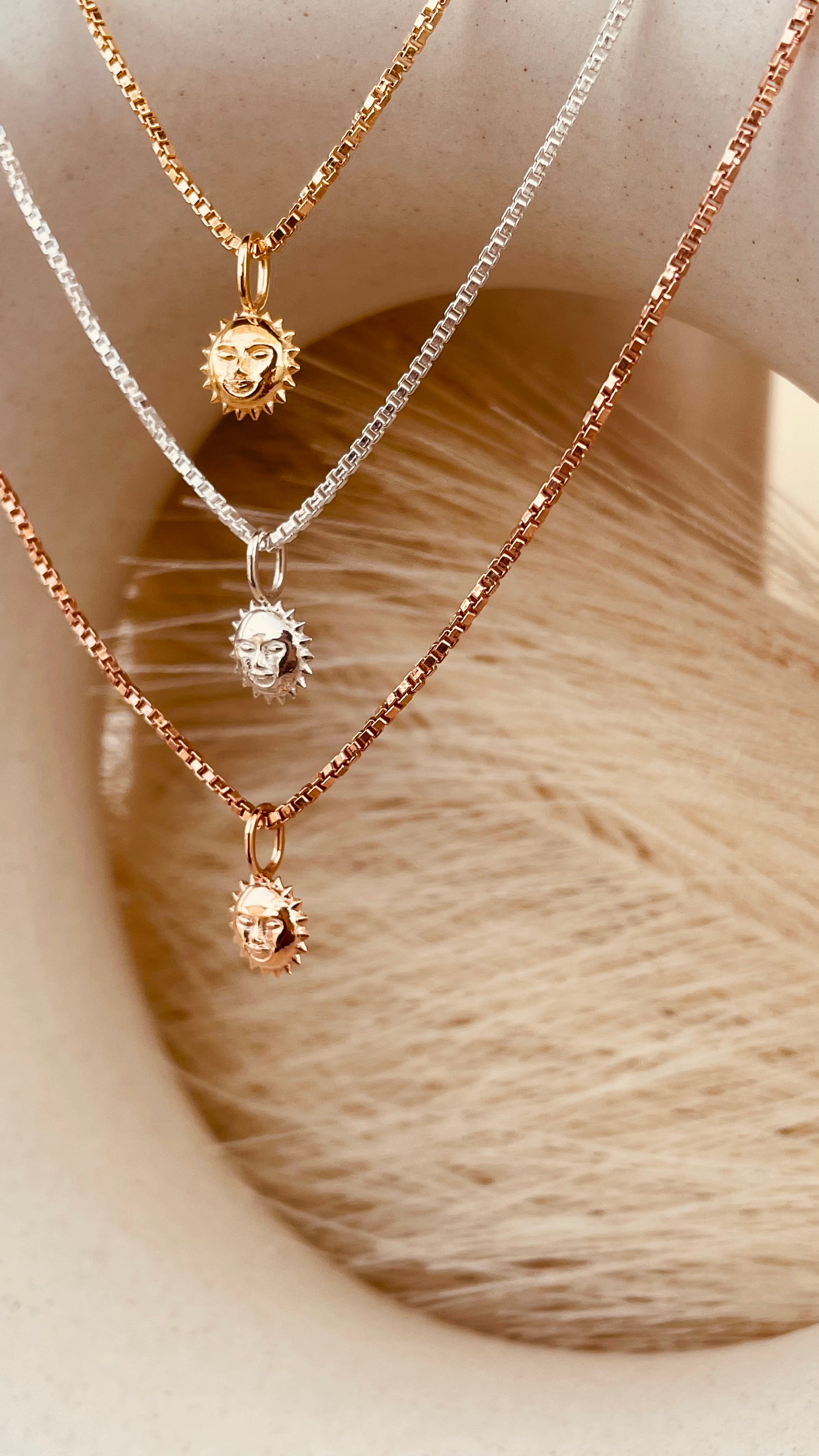 Dainty Steller Sun Charm Necklace with Box Chain with Box Chain - Octonov