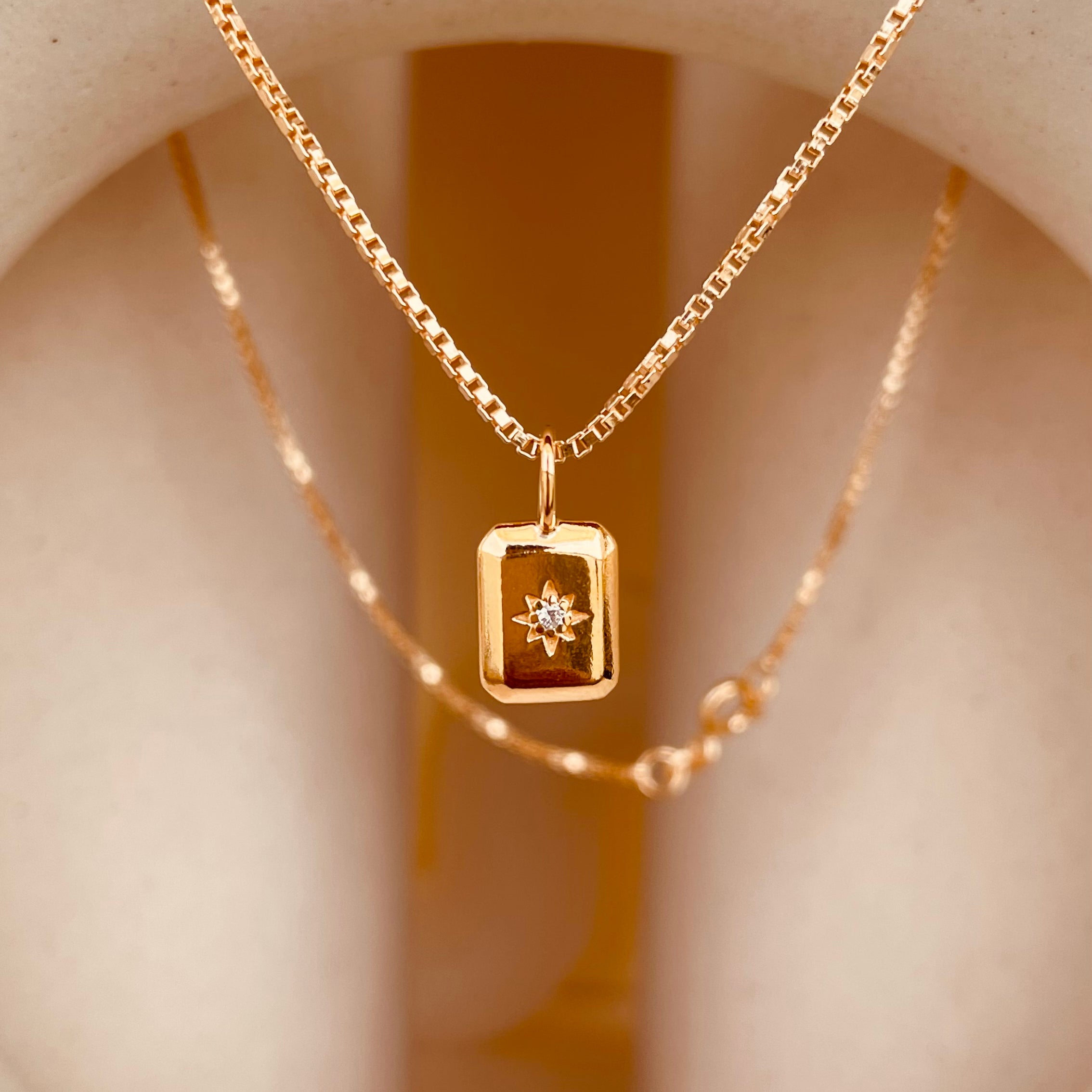 Dainty North Star Necklace with Box Chain - Octonov