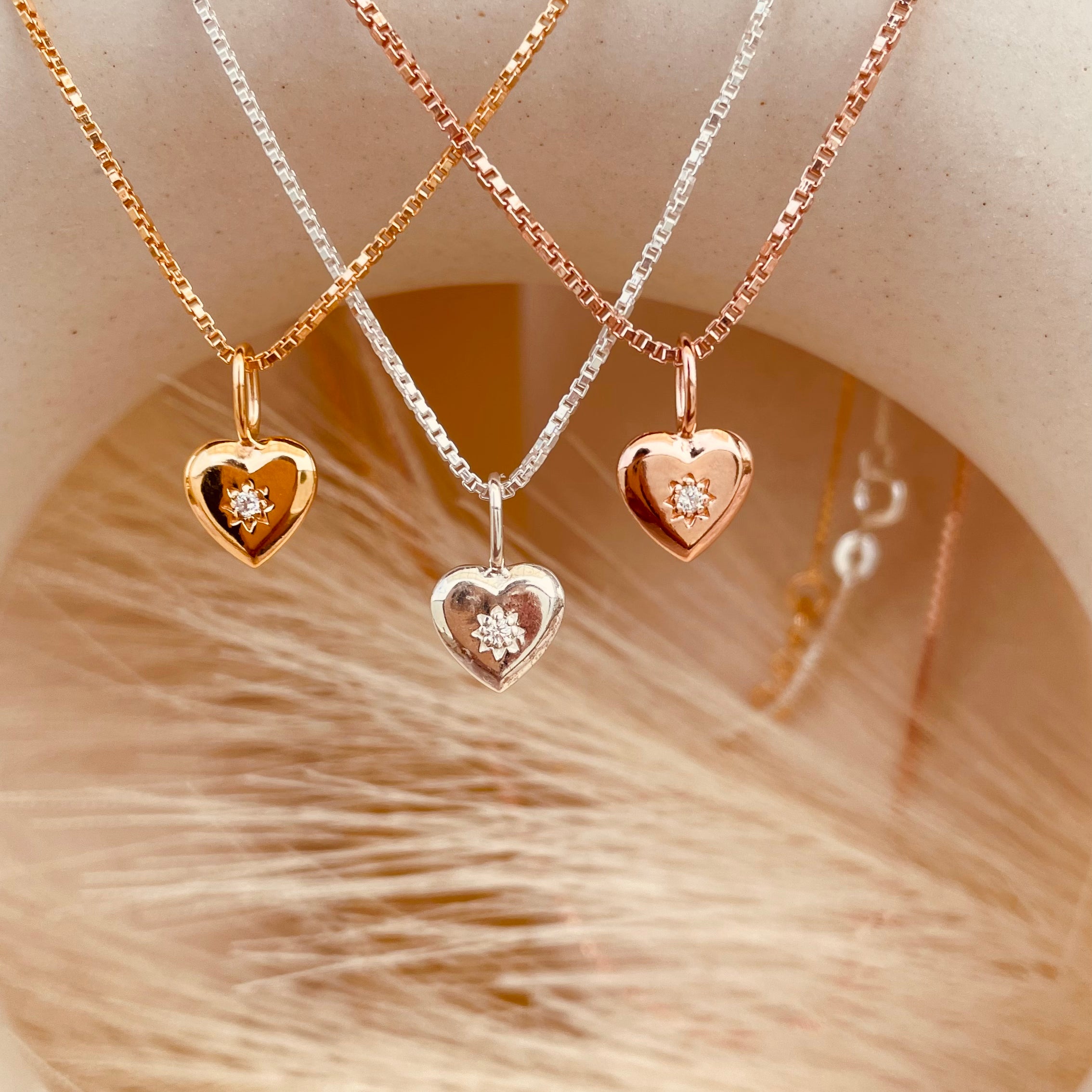 Vintage Heart Classy Necklace with Box Chain - Octonov