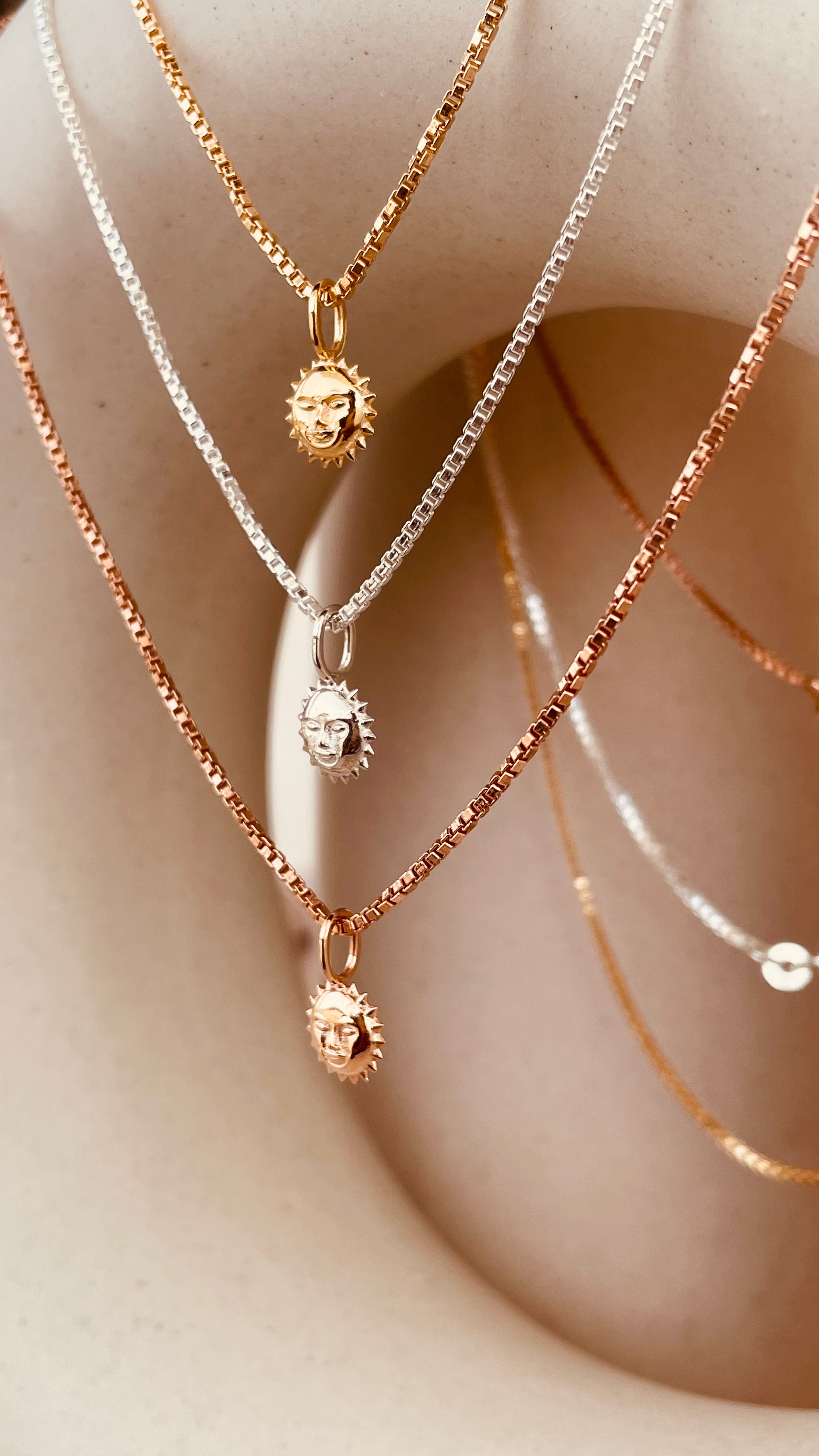 Dainty Steller Sun Charm Necklace with Box Chain with Box Chain - Octonov