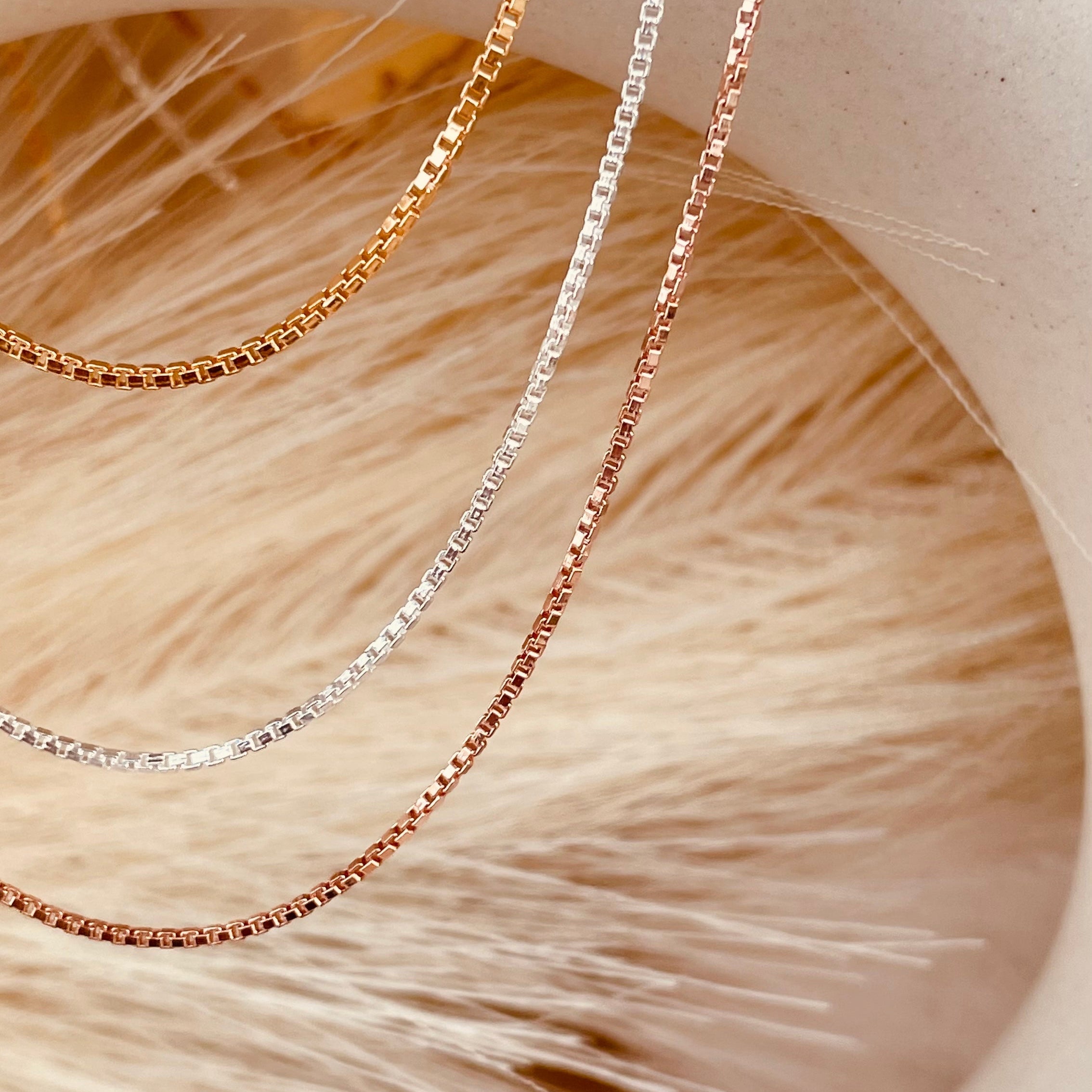 Gold Box Chain Necklace - Octonov