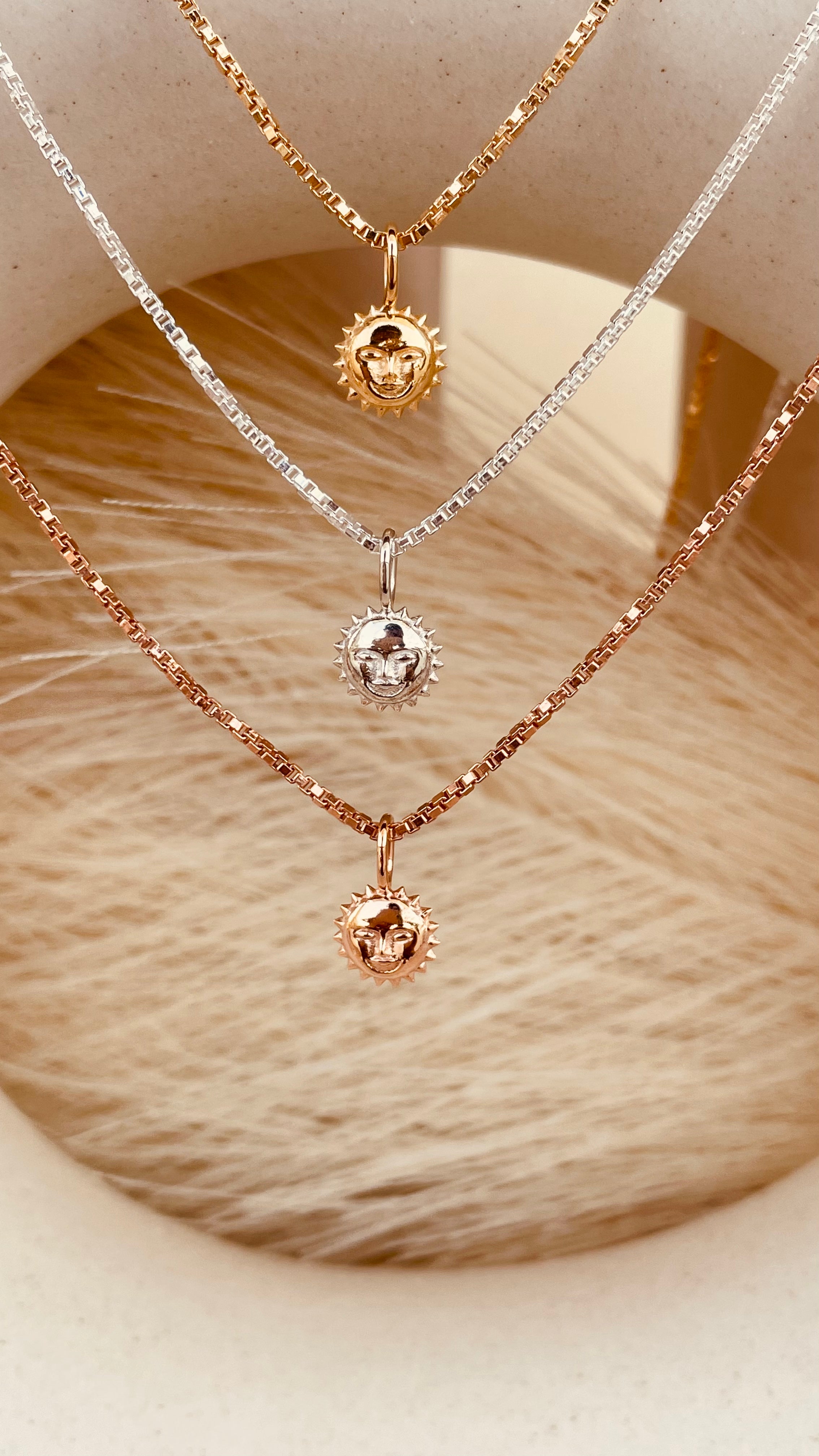 Dainty Steller Sun Charm Necklace with Box Chain with Box Chain - Octonov