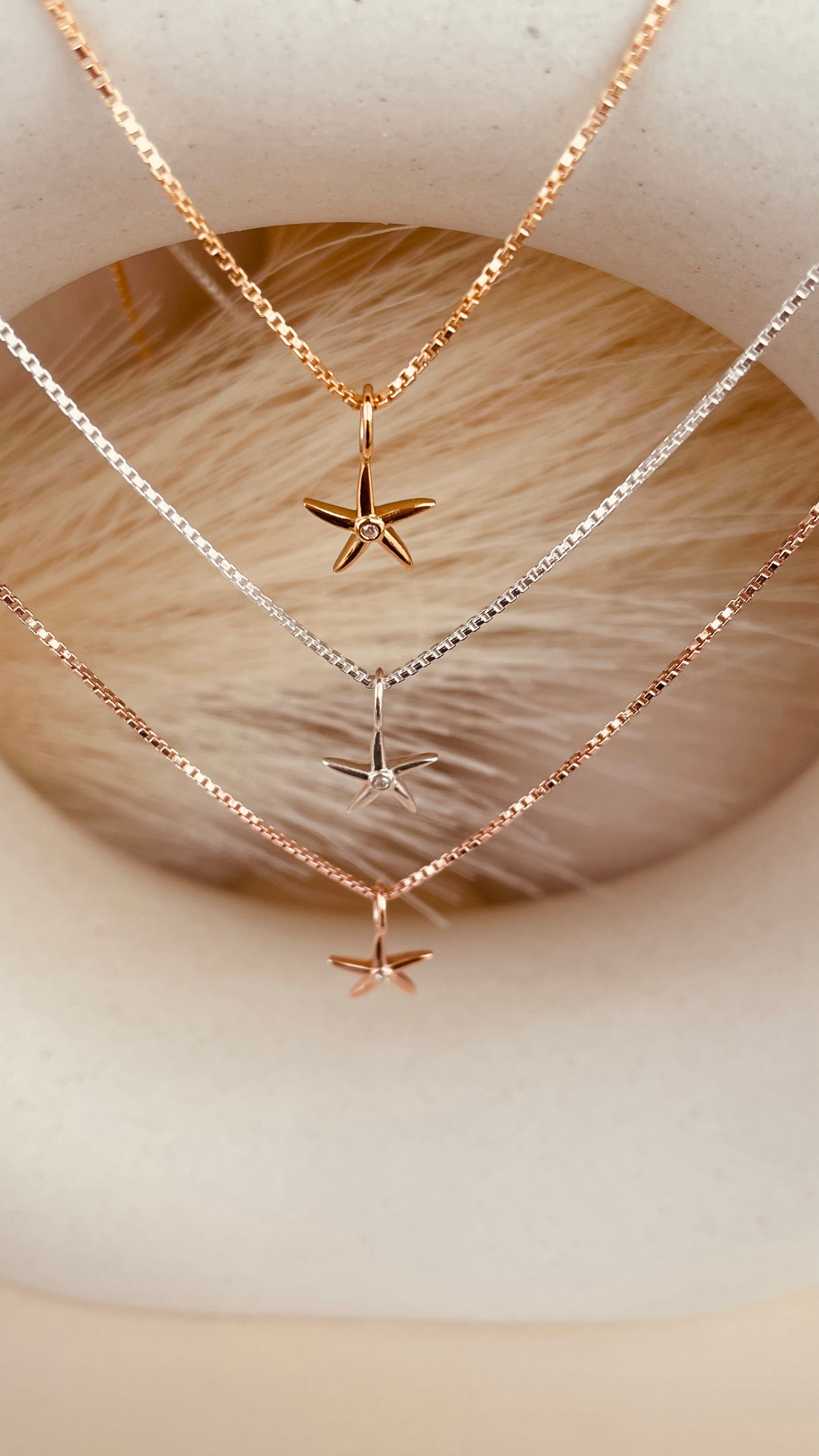 Minimal Starfish Necklace with Box Chain - Octonov