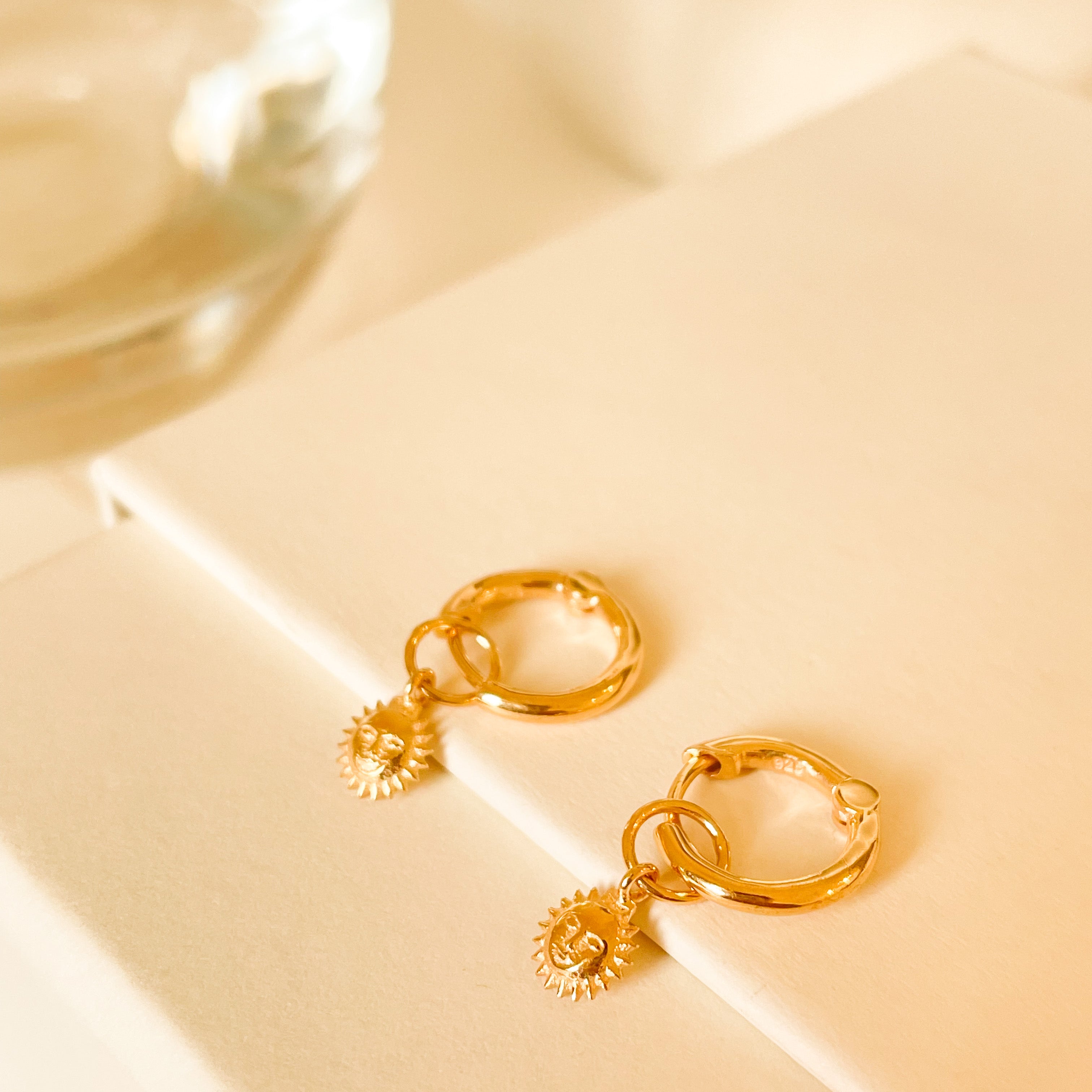 Minimal Steller Sun Huggies - Octonov