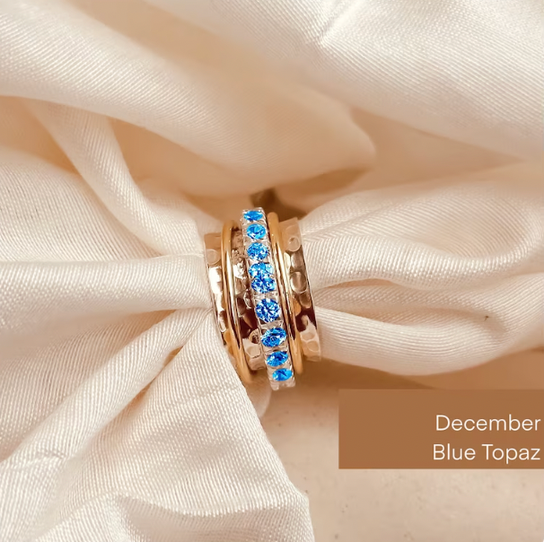 November Birthstone Eternity Spinner Ring - Octonov 