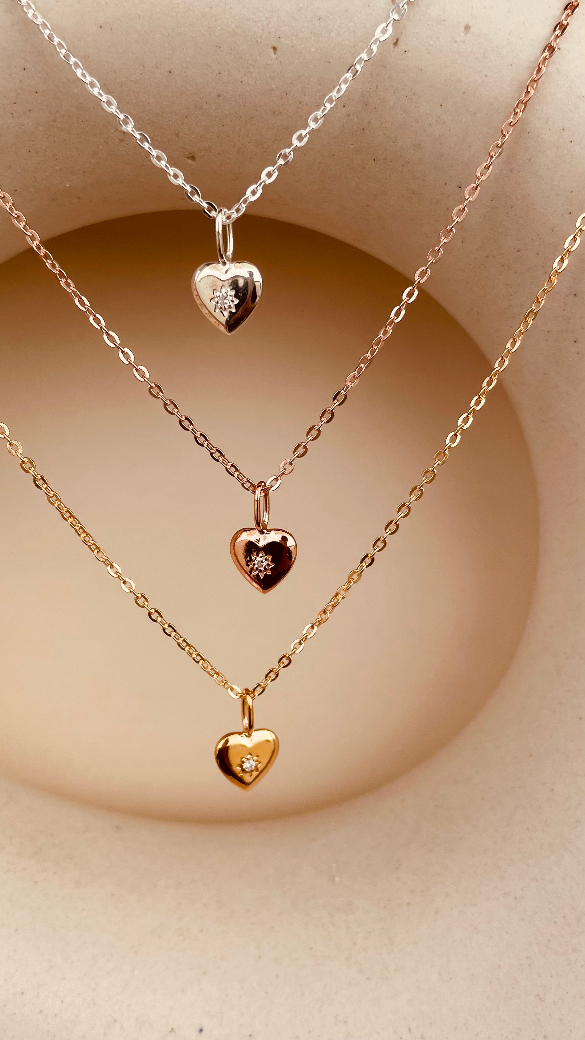 Dainty Vintage Heart Necklace with Sitara Chain - Octonov 