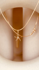 Minimal Starfish Necklace with Snake Chain - Octonov 