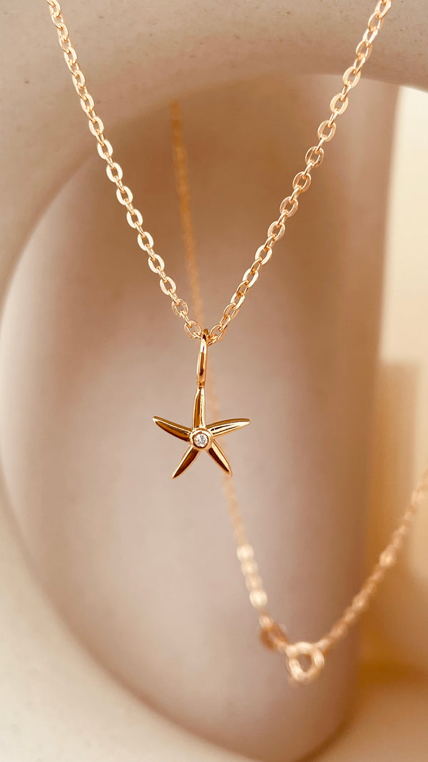 Minimal Starfish Necklace with Sitara Chain