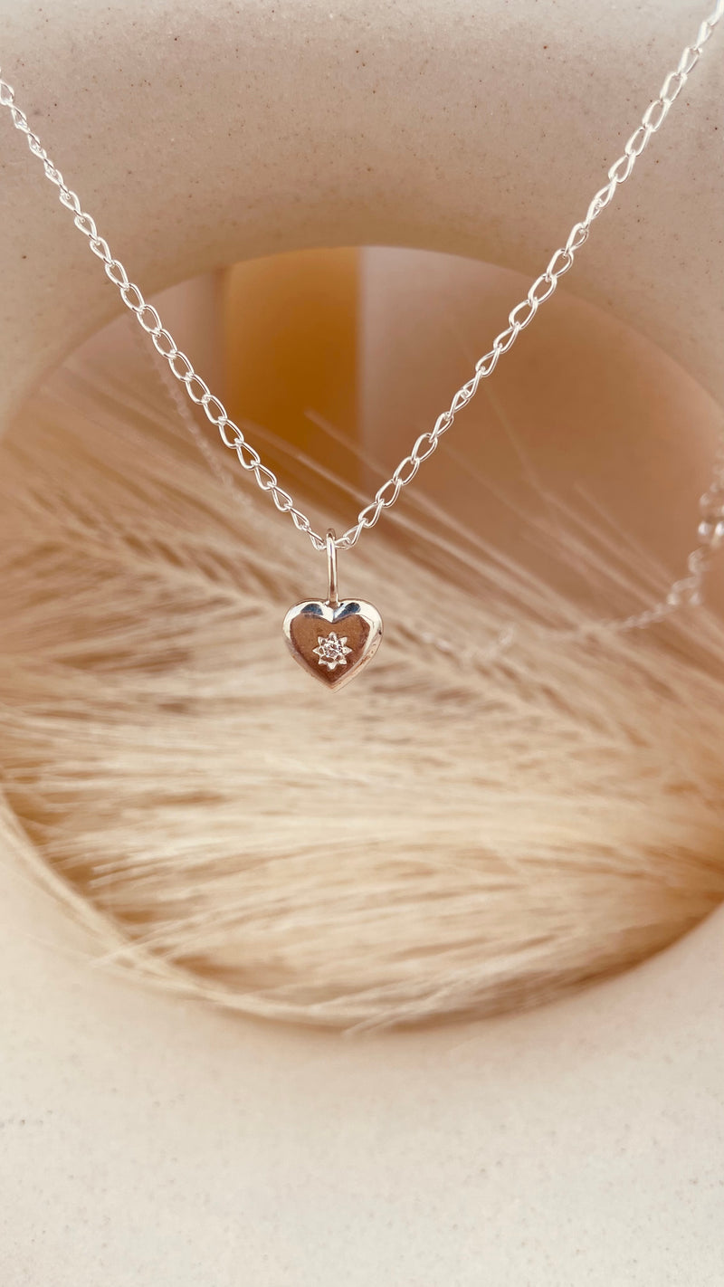 Dainty Vintage Heart Necklace with Cable Chain