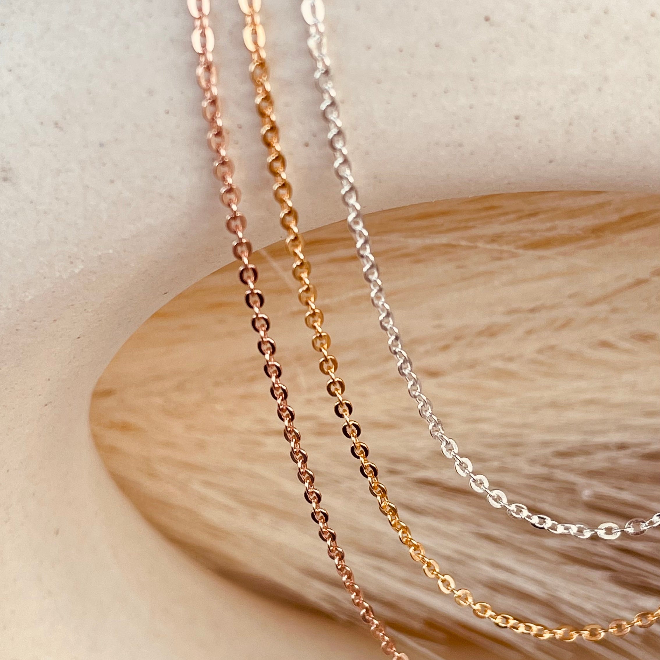 Rose Gold Dainty Shine Sitara Chain Necklace - Octonov 