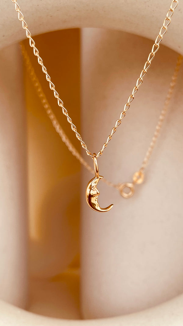 Crescent Moon Necklace with Cable Chain