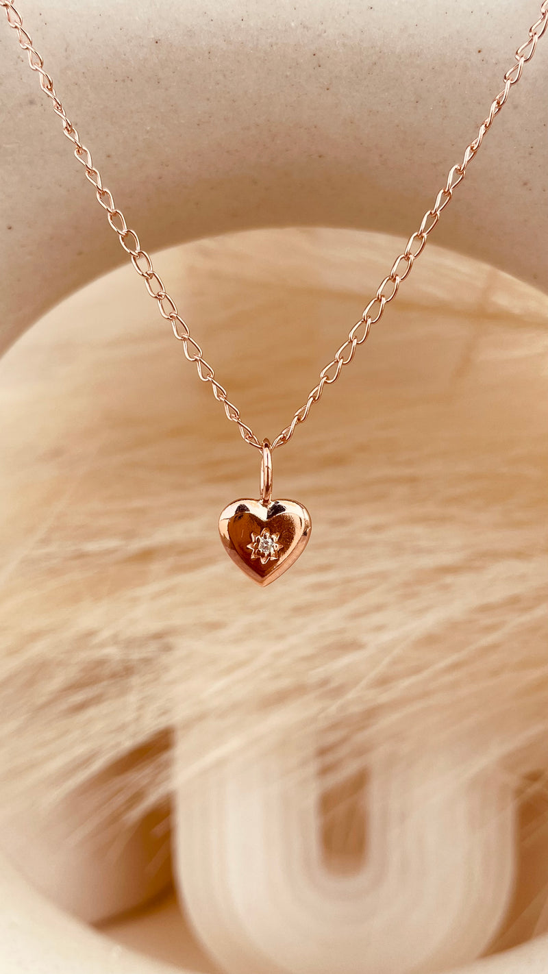 Dainty Vintage Heart Necklace with Cable Chain