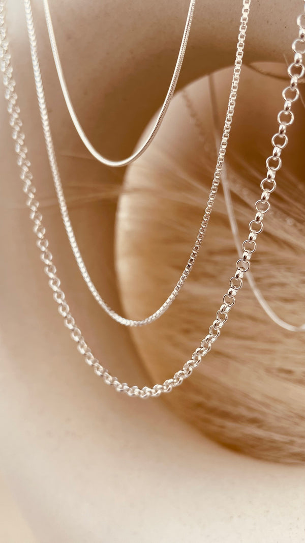 Dainty Silver Trio Necklace