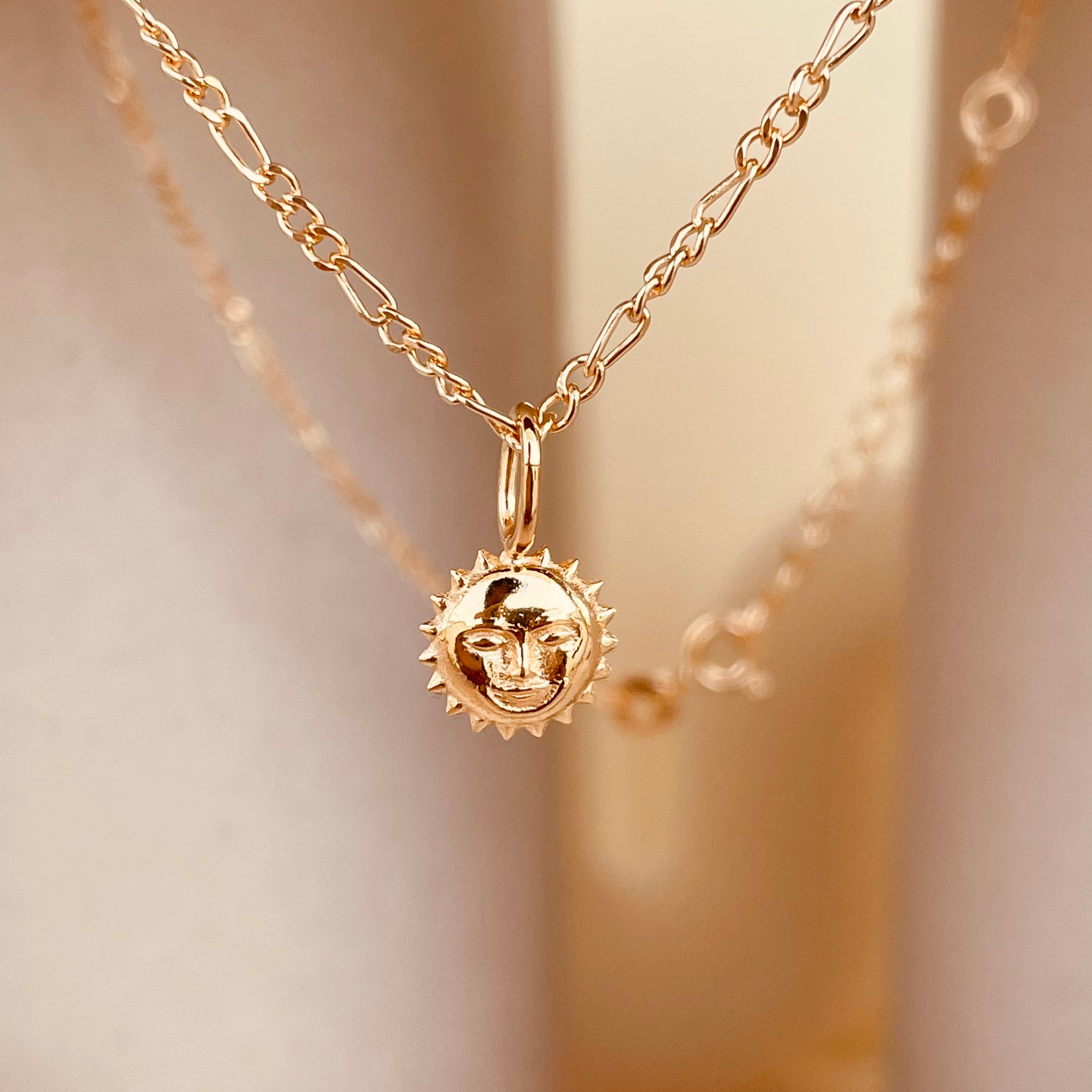 Dainty Steller Sun Charm Necklace with Figaro Chain - Octonov 