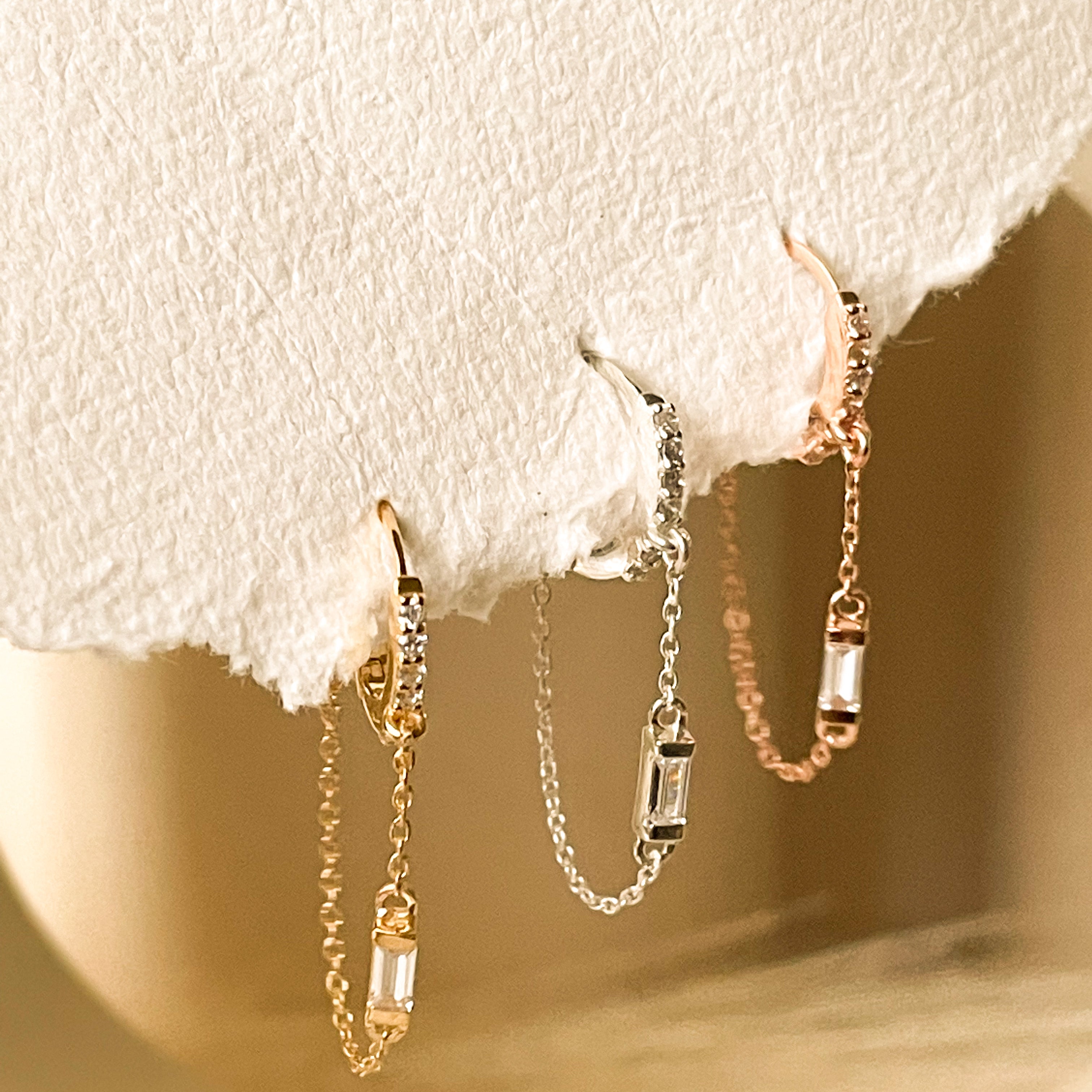 Statement Baguette Hoops with chain - Octonov 